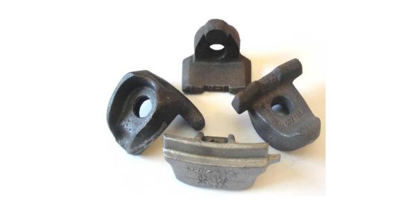 مقایسه لقمه چرخ چدنی و فولادی 