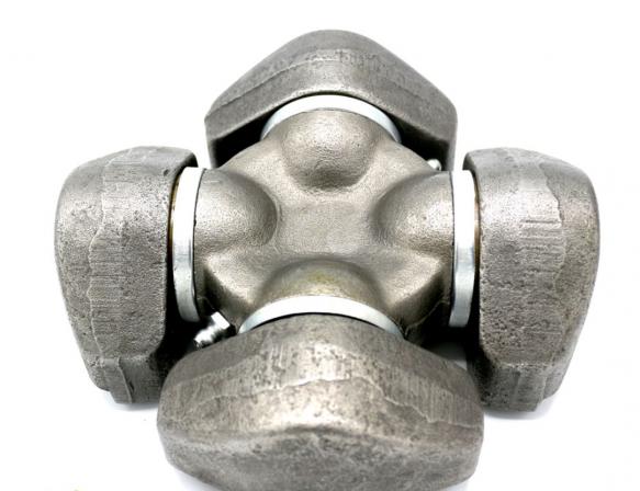 مقایسه لقمه چرخ فولادی و چدنی